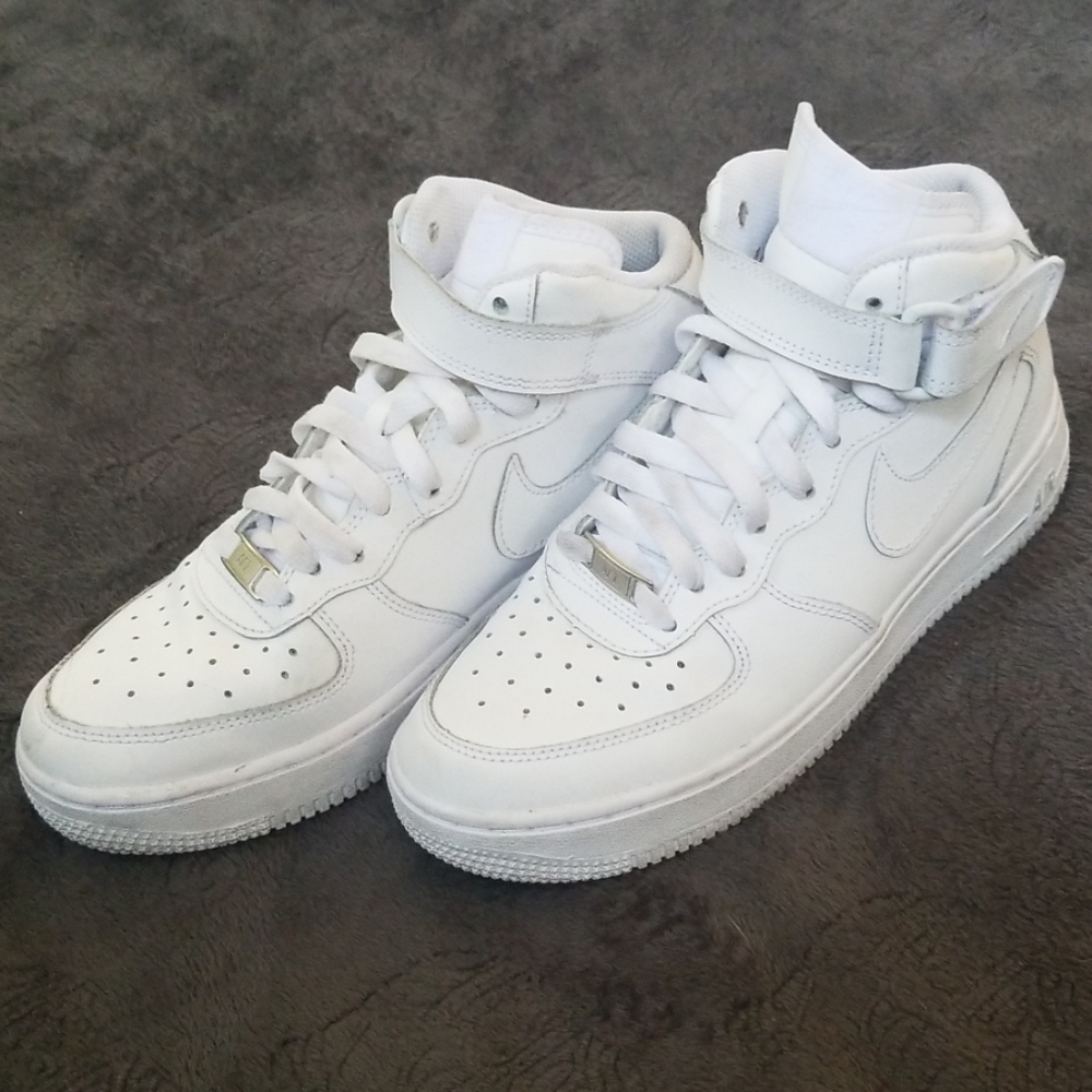 Nike Air Force 1